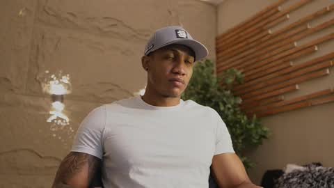 logan_varela online show from January 11, 2:34 pm