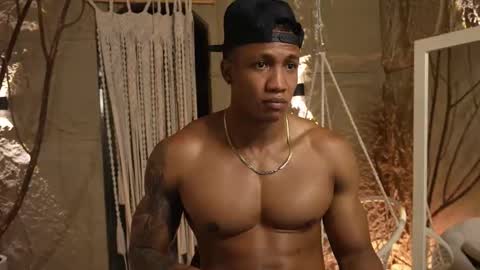 logan_varela online show from September 19, 4:22 pm