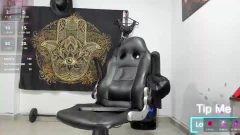 LOGAN WHITTERS online show from February 26, 11:19 pm