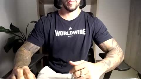 Logan Wolfp online show from July 13, 1:31 am