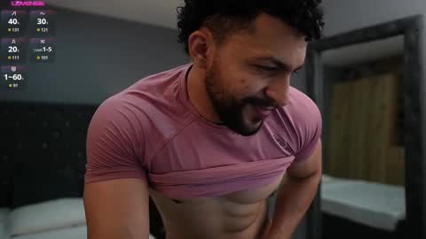 Snapshot of loganmartinx chatting on September 23, 12:15 am loganmartinx online show from September 23, 12:15 am
