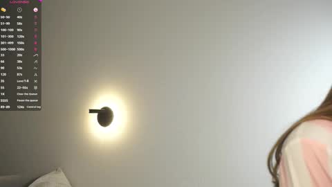 Elza online show from November 15, 6:31 pm