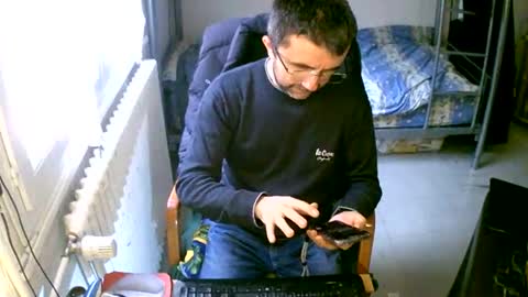 lokoum39 online show from January 9, 11:25 am