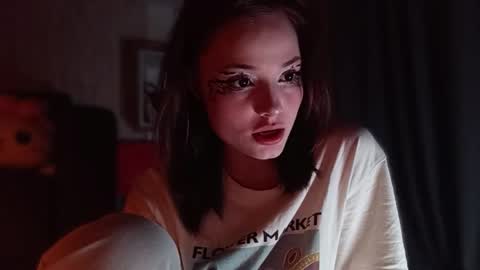 lola online show from April 7, 2:30 pm