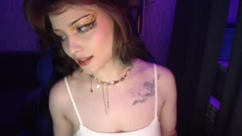 lola online show from February 13, 11:06 am