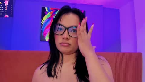 lola_sweeet18 online show from June 6, 10:43 am