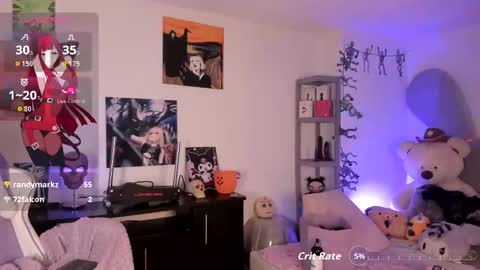 Snapshot of lolaa_bunnyy chatting on October 26, 4:57 am Lola Bunny online show from October 26, 4:57 am