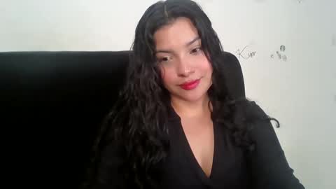 Snapshot of lolaa_staars chatting on October 12, 3:10 am lolaa_staars online show from October 12, 3:10 am