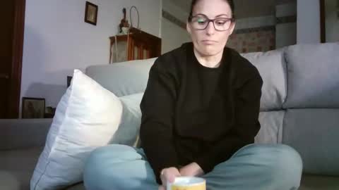 LOLA HUESO y ERIC online show from March 10, 4:11 pm