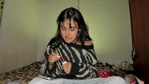 Lola online show from May 21, 5:47 am