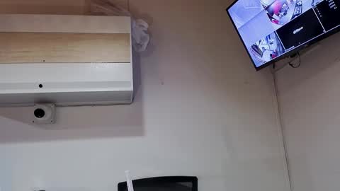 lolalola_12 online show from January 8, 1:11 am