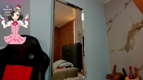 LOLA online show from March 25, 4:30 am