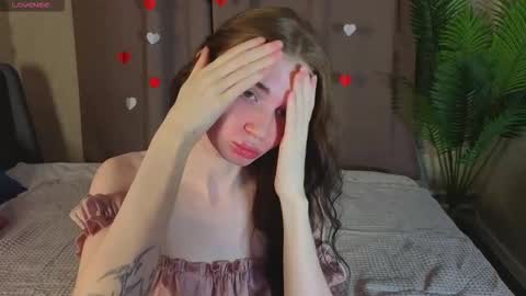 Lola online show from February 6, 9:24 am