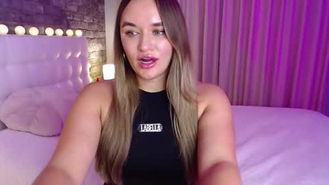 Victoria online show from November 21, 5:44 pm