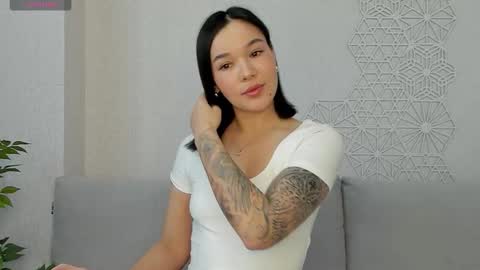 lolly_turner online show from January 13, 5:26 am