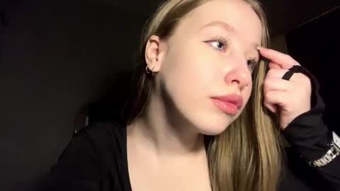 Nicolina online show from February 18, 10:59 am