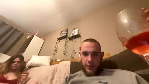 Unknowncouple online show from April 6, 12:08 am