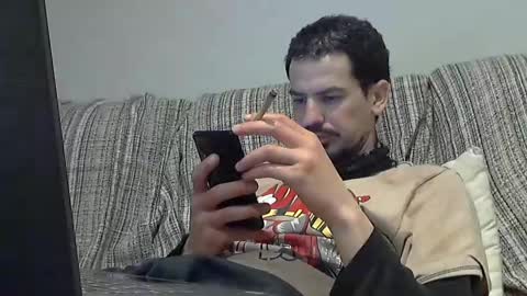 Alejandro Rulitos Twitter longnight55 Intagram 5longnight5 online show from February 17, 7:12 pm