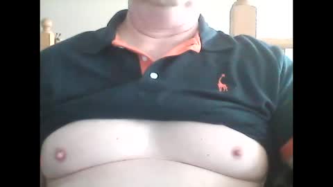 look823 online show from October 13, 1:24 pm