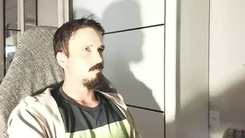 Lucas online show from December 17, 5:30 pm