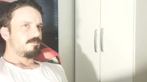 Lucas online show from February 6, 3:52 pm