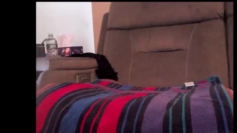 looking469 online show from November 21, 3:43 pm