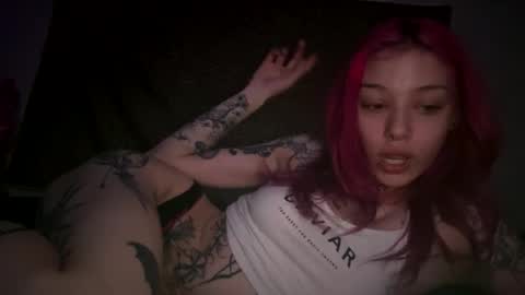 lookingforlona online show from November 25, 3:00 pm