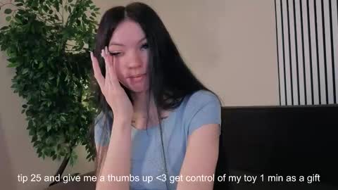 Luna online show from February 18, 8:30 pm