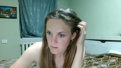 Lora online show from June 11, 8:51 pm