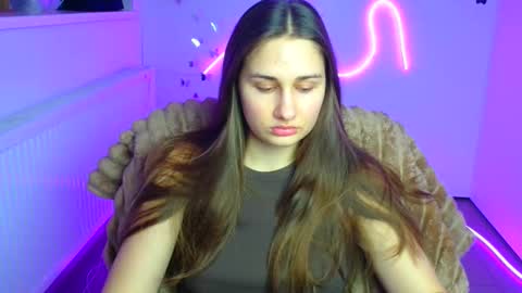 Lora online show from March 1, 6:17 am