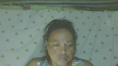 LorahxVane online show from April 20, 6:44 pm