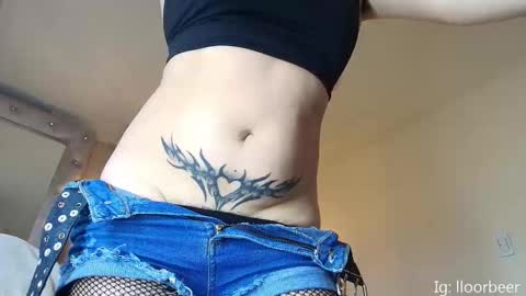   online show from November 16, 12:18 pm