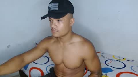 Dominic online show from December 19, 5:25 am