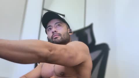 Cale online show from February 21, 11:46 am