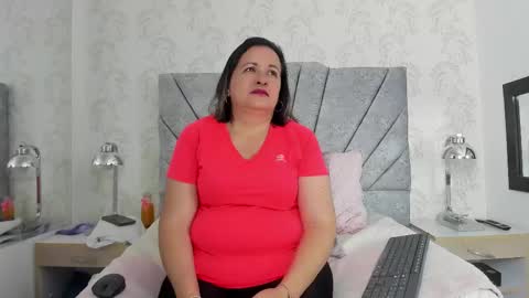 Lorena online show from January 15, 12:15 pm