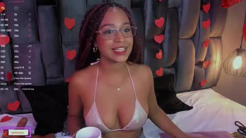 Snapshot of lorena_vieira_ chatting on February 13, 10:54 pm Lorena Vieira  online show from February 13, 10:54 pm