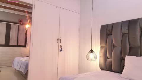 Snapshot of lorena_vieira_ chatting on September 15, 10:33 pm Lorena Vieira  online show from September 15, 10:33 pm