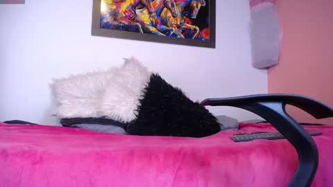 Snapshot of lorenajoness chatting on March 8, 4:17 pm Lorena online show from March 8, 4:17 pm