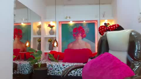 lore online show from September 10, 11:22 am