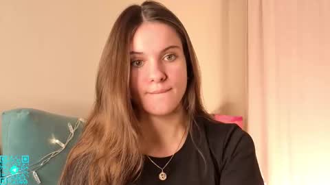 Chloe for Fan BlackHole online show from November 29, 6:48 pm