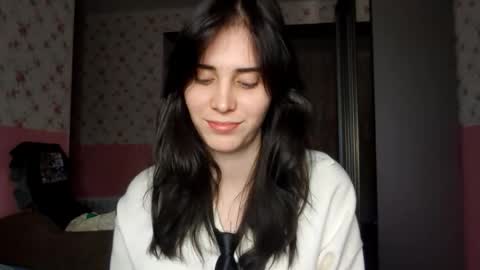 Kira online show from November 12, 4:09 pm