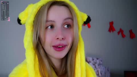 Jess online show from May 6, 2:39 am