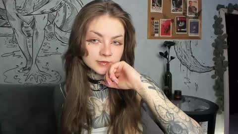 lostallice online show from March 18, 5:02 am