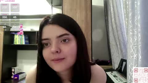 Esma online show from June 7, 10:53 am