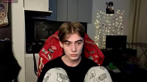 louie_evans online show from February 5, 7:01 am