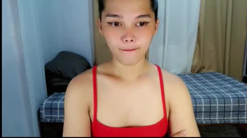 louilalicious online show from February 20, 12:10 am