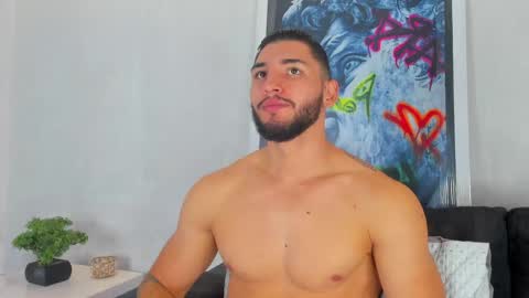 Louis online show from April 14, 11:13 am