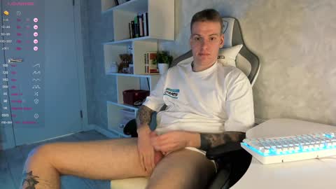 Louis  online show from February 24, 3:53 pm