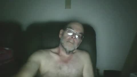 louism13 online show from October 22, 3:31 am