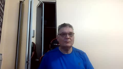loumtl3 online show from July 29, 12:27 pm